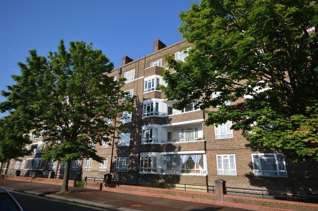 Bloemfontein Road, White City Estate, London, W12 7NL