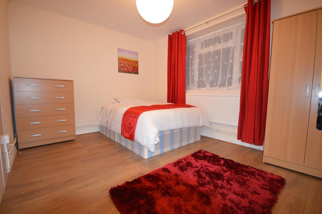 Larch Avenue, Acton Vale, London, W3 7LH