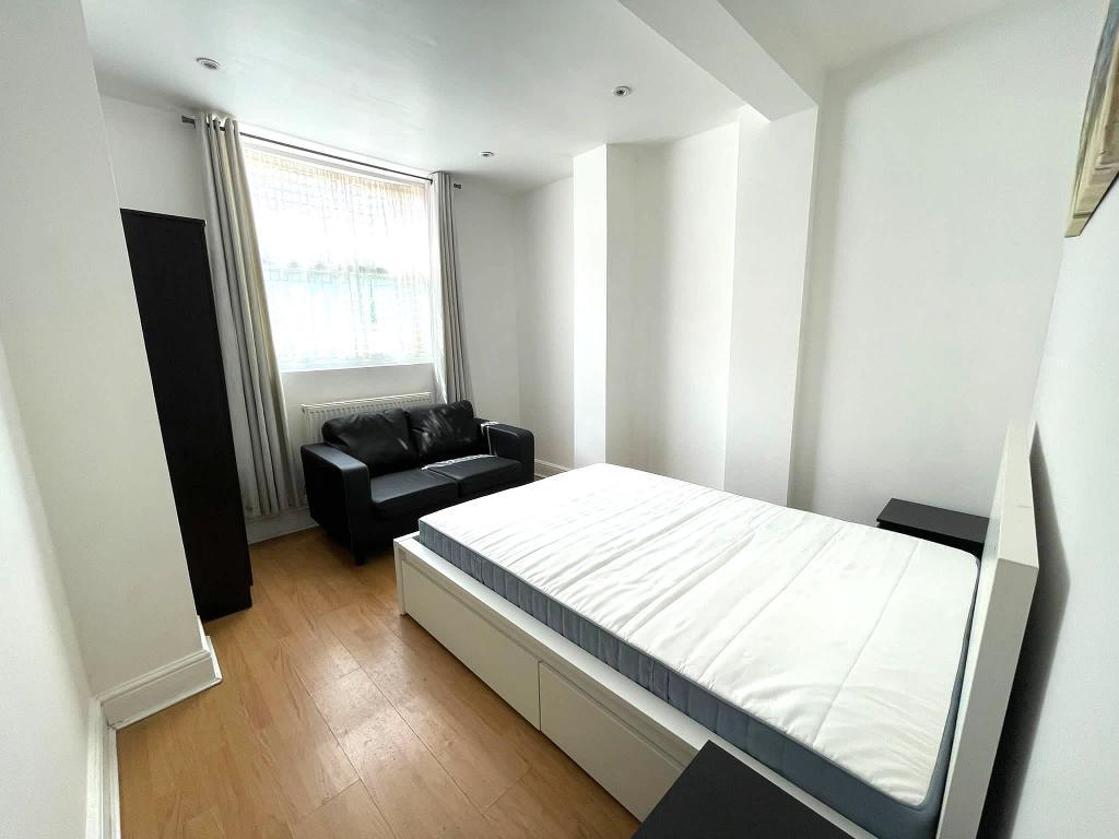 Devonport Road, Shepherds Bush, London, W12 8NZ