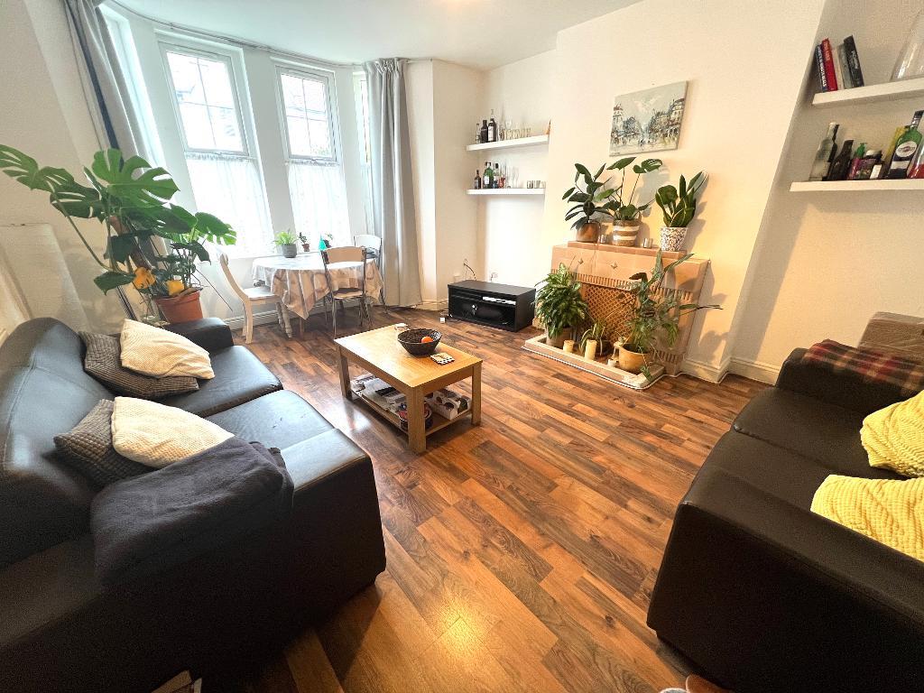 First Avenue, Acton Vale, London, W3 7JP