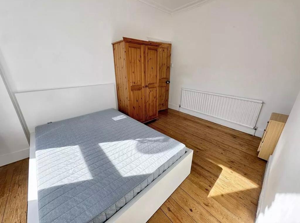 Adelaide Grove, Shepherds Bush, London, W12 0JX