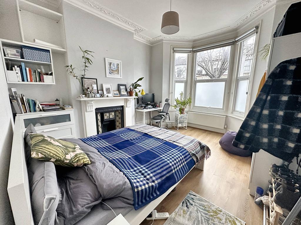 Ingersoll road, Shepherds bush, london, W12 7BD