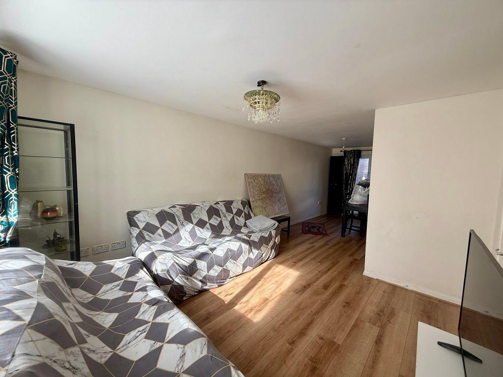 Legion Road, Greenford, UB6 8XG